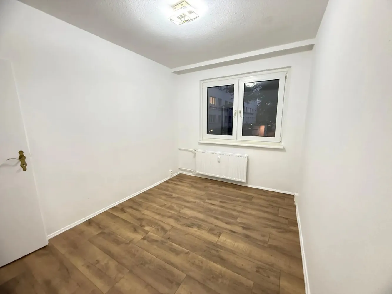 Shared room with 1 m² in Berlin – Photo 1