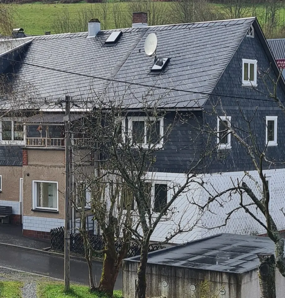 9 Zimmer Haus mit 150 m² in Suhl – Bild 2