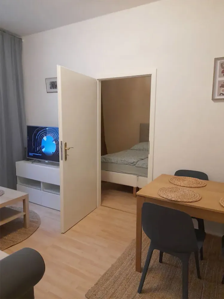 2 Zimmer Wohnung mit 39 m² in Wiesbaden – Bild 2