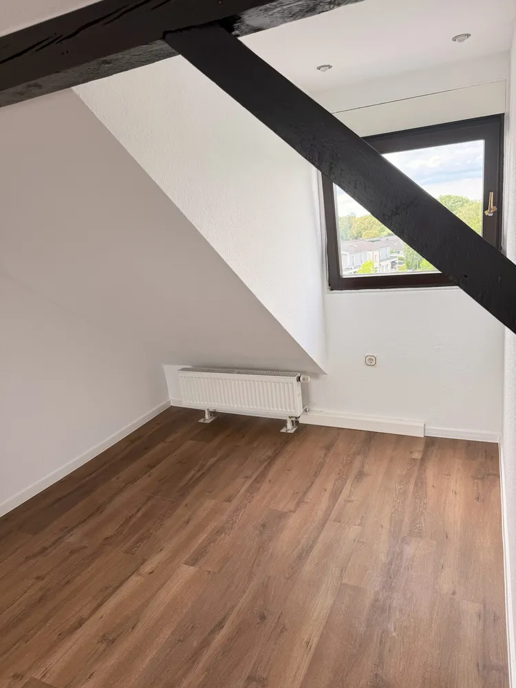 5 Zimmer Wohnung mit 120 m² in Krefeld – Bild 3