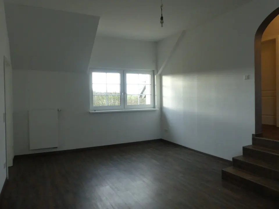 4 Zimmer Wohnung mit 97 m² in Hennef – Bild 1