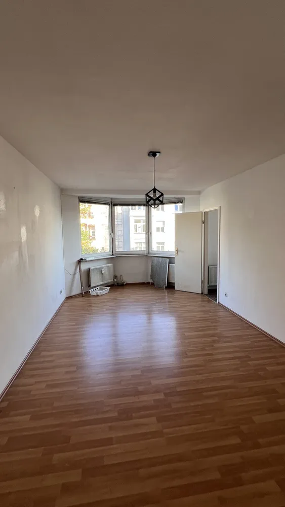 1 room apartment with 33 m² in Wiesbaden – Photo 1