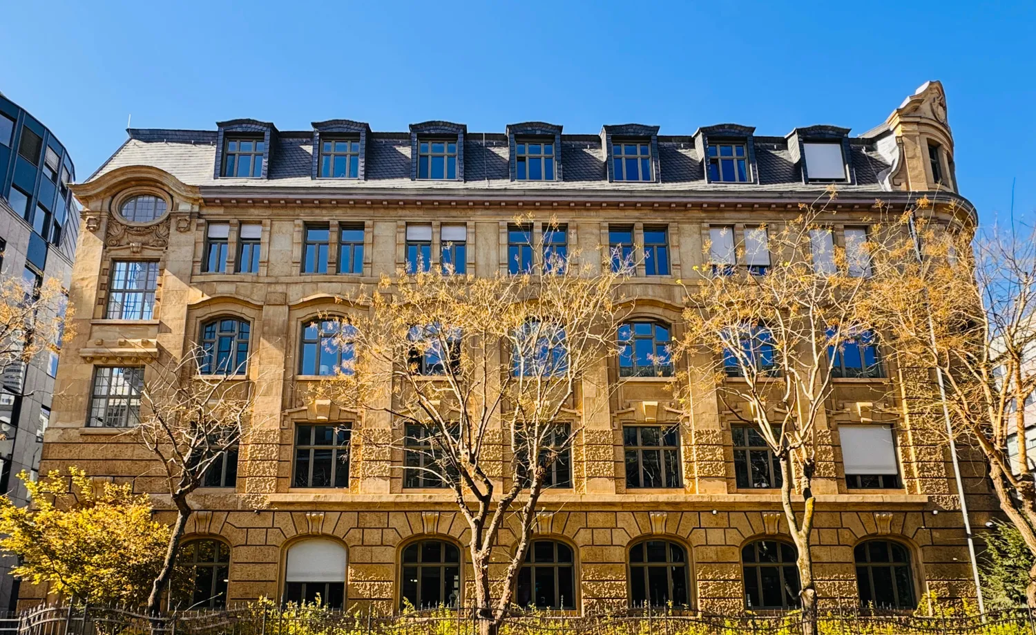 2 Zimmer Wohnung mit 70 m² in Frankfurt am Main – Bild 1