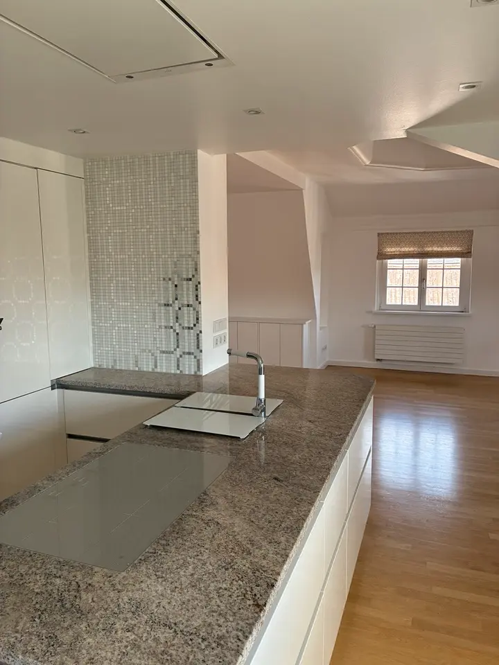3 Zimmer Wohnung mit 100 m² in Coburg – Bild 2