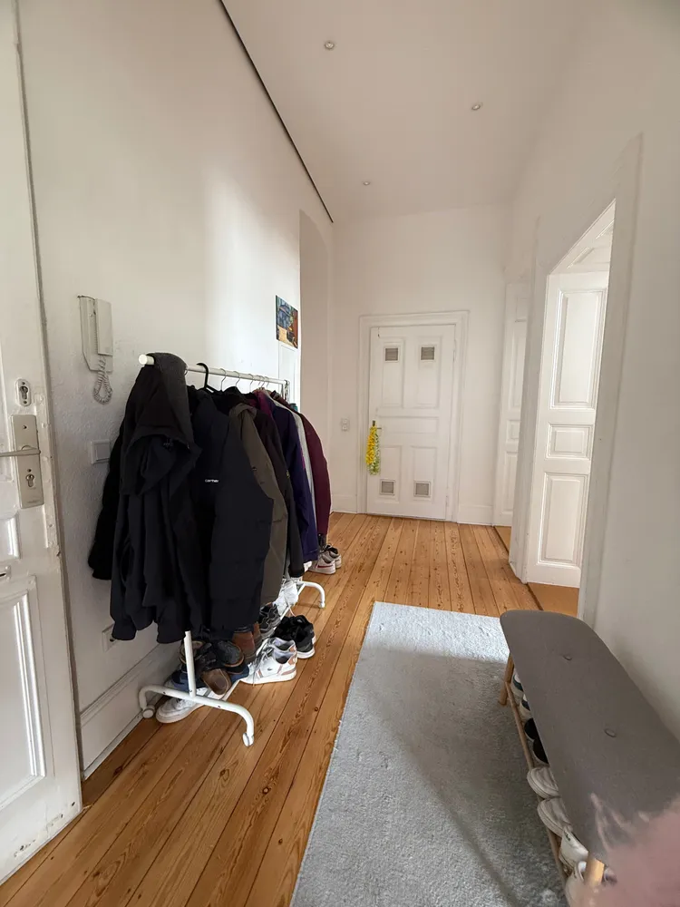 4 Zimmer Wohnung mit 102 m² in Wiesbaden – Bild 2