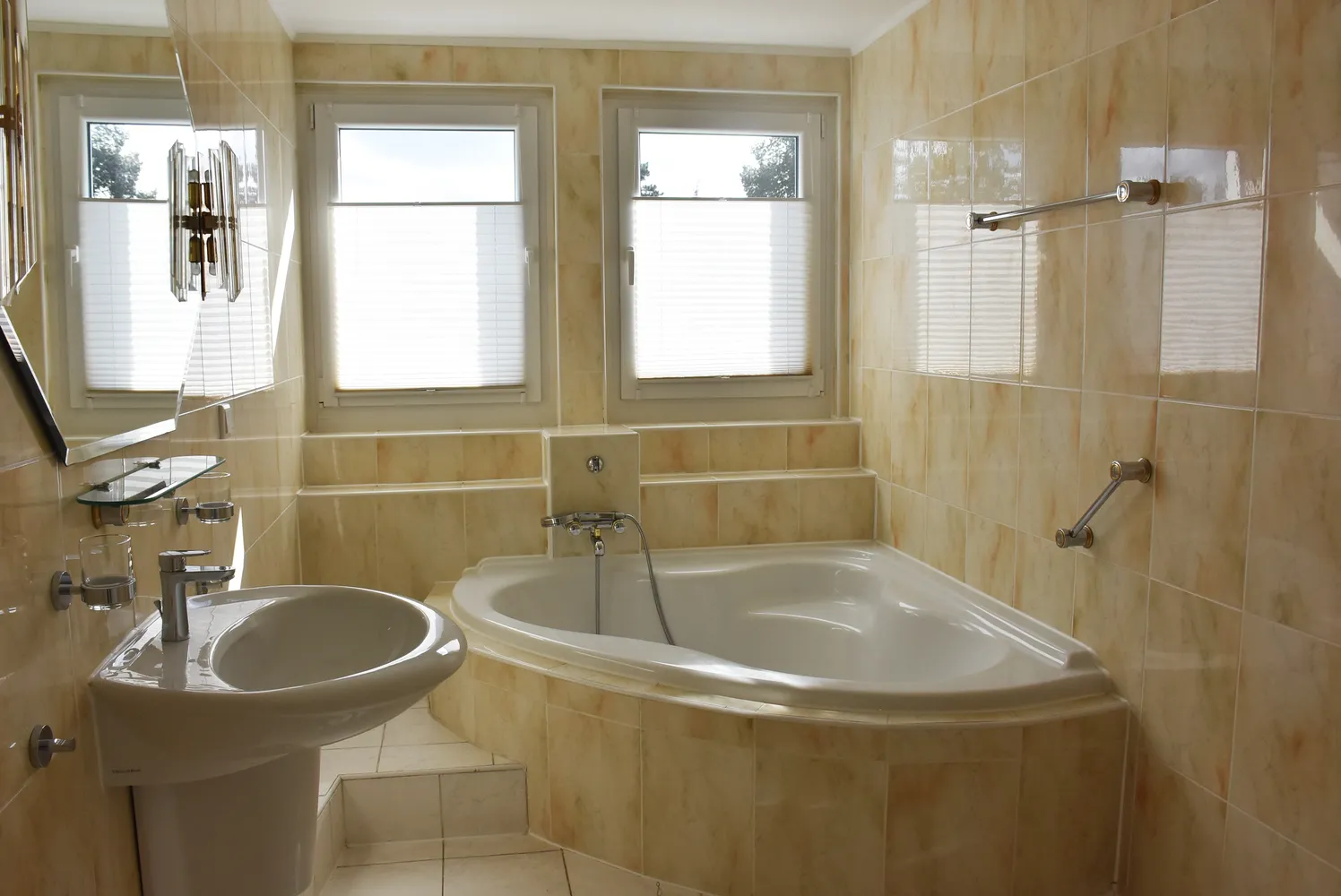 4 Zimmer Wohnung mit 127 m² in Leverkusen – Bild 6
