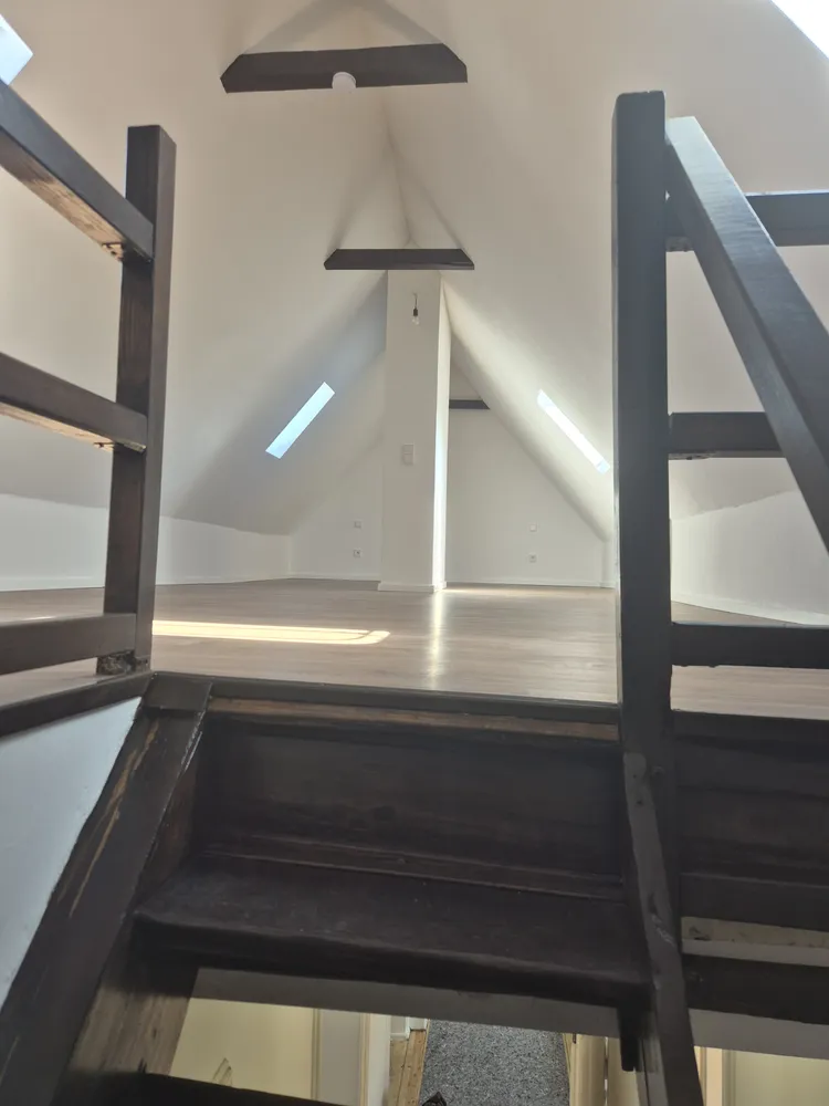 5 Zimmer Wohnung mit 97 m² in Köln – Bild 2