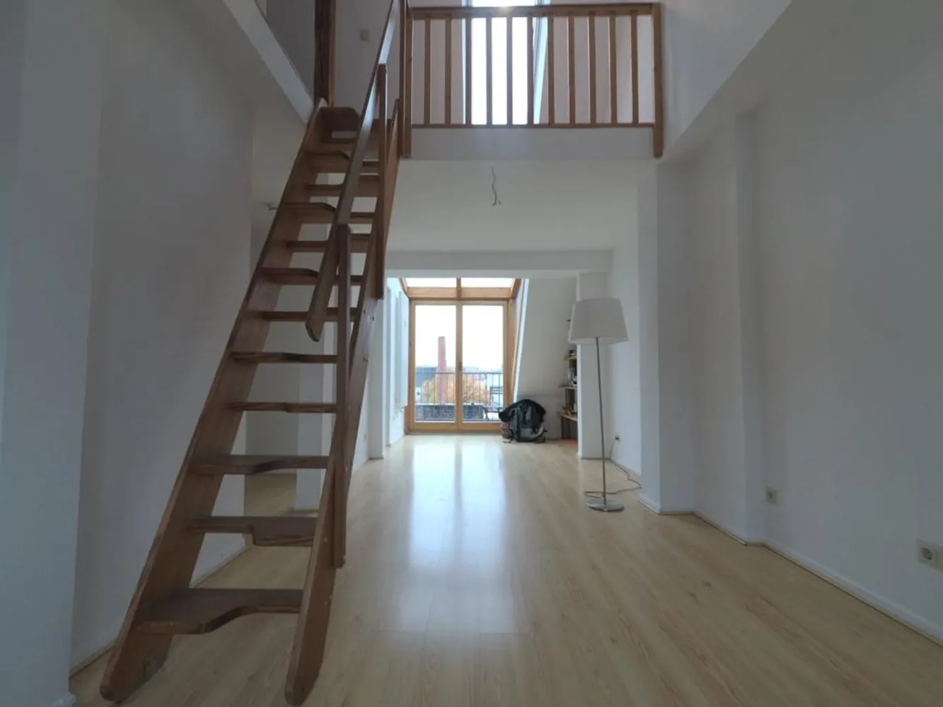 2 Zimmer Wohnung mit 47 m² in Hamburg – Bild 2
