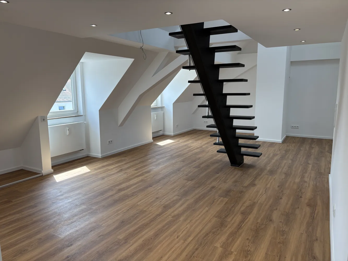 2 Zimmer Wohnung mit 106 m² in München – Bild 6
