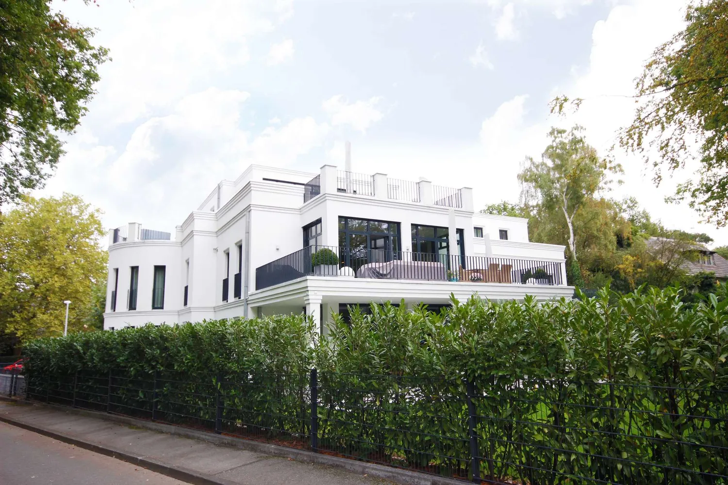 4 Zimmer Wohnung mit 217 m² in Mülheim an der Ruhr – Bild 2