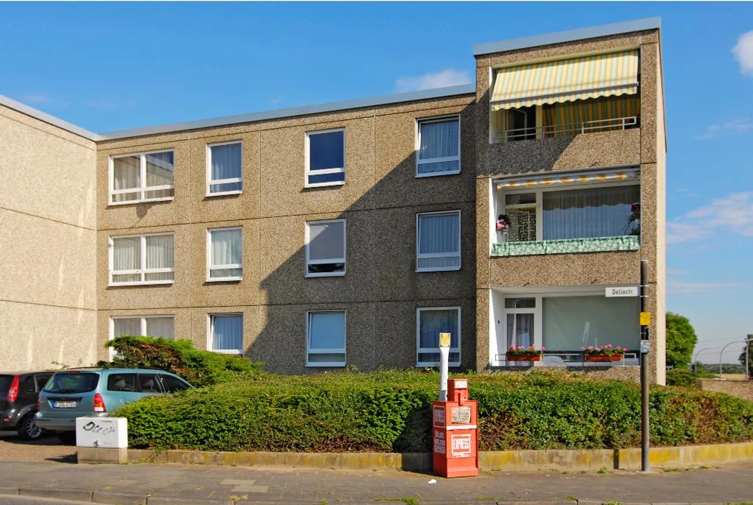 3 Zimmer Wohnung mit 77 m² in Köln – Bild 1