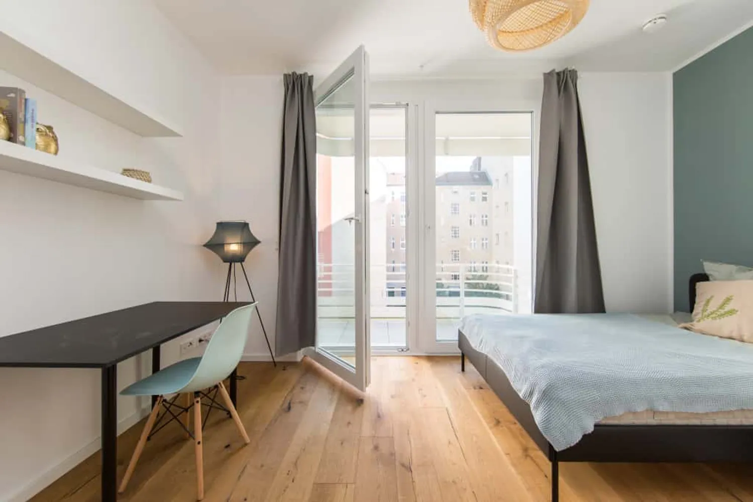 Shared room with 11 m² in Berlin – Photo 3
