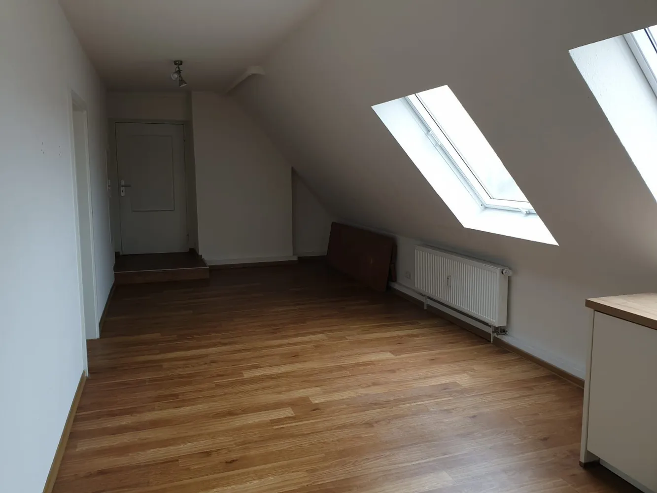 4 Zimmer Wohnung mit 99 m² in Karlsruhe – Bild 3