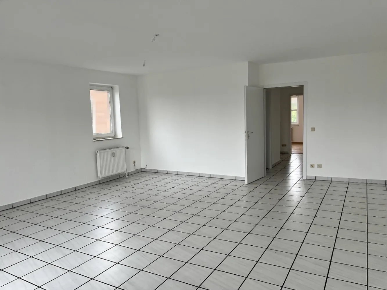 2 Zimmer Wohnung mit 70 m² in Duisburg – Bild 4