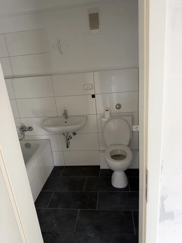 2 Zimmer Wohnung mit 55 m² in Köln – Bild 4