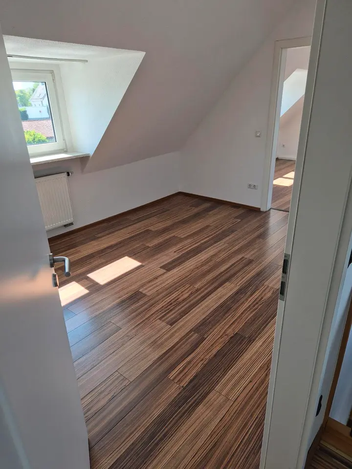 7 Zimmer Wohnung mit 186 m² in Amberg – Bild 2