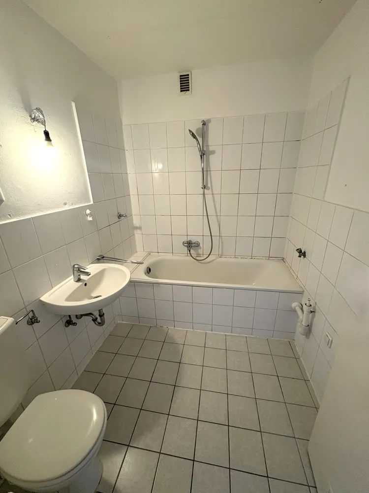 3 room apartment with 74 m² in Duisburg – Photo 2