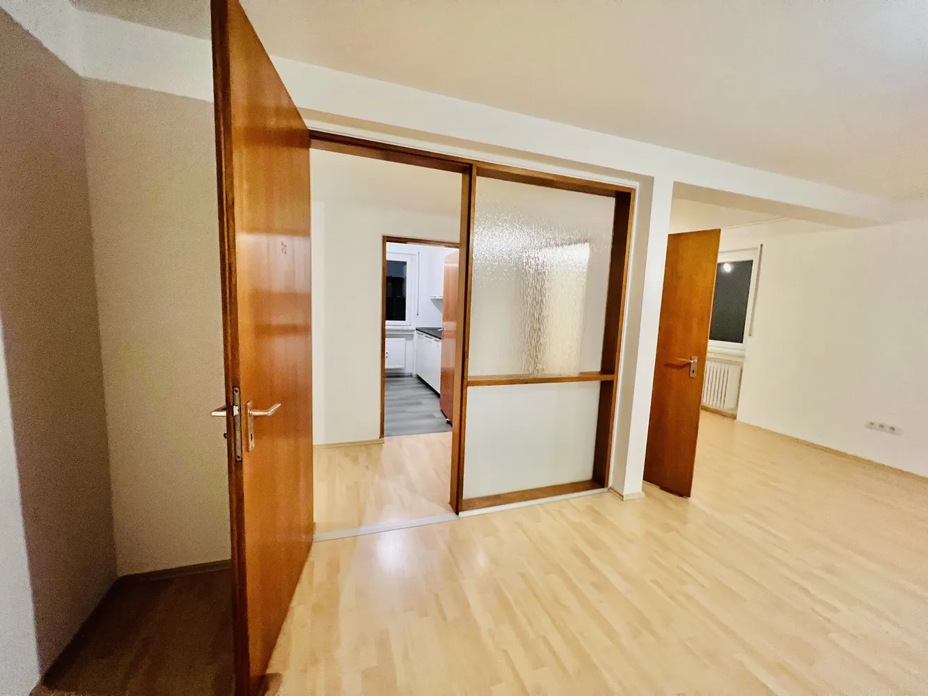 4 Zimmer Wohnung mit 100 m² in Erlangen – Bild 4