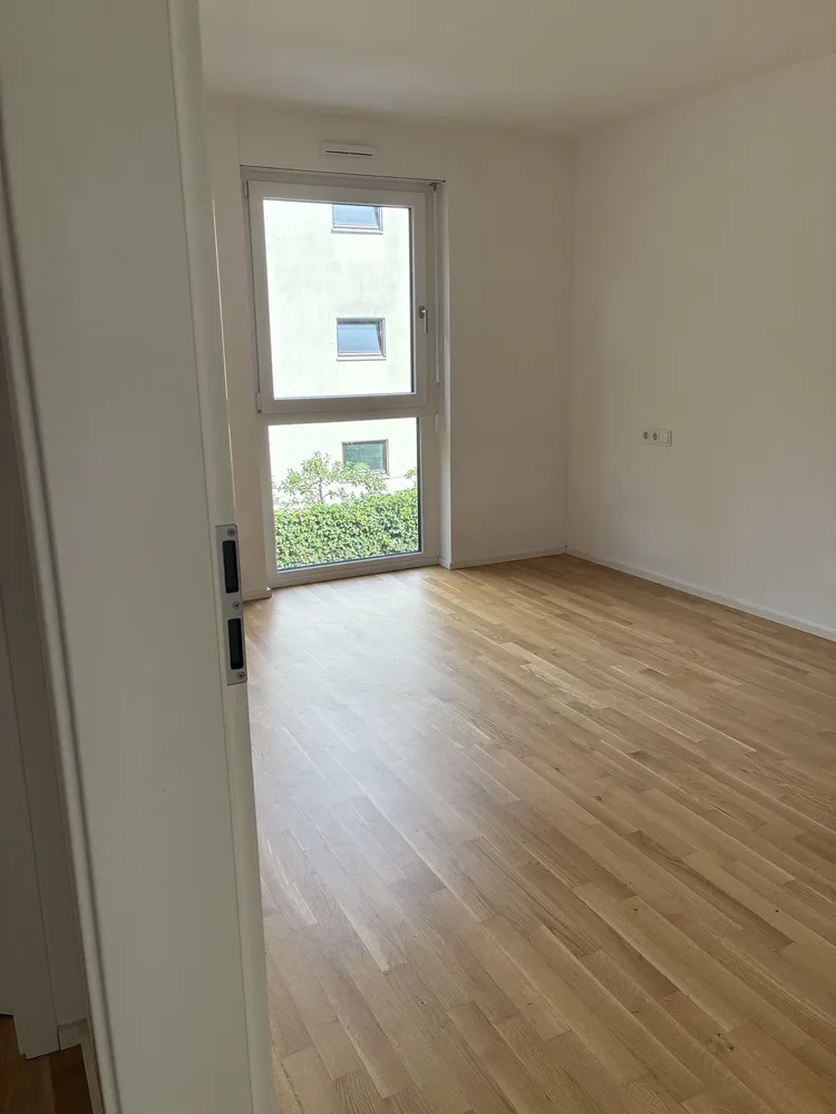 4 Zimmer Wohnung mit 98 m² in München – Bild 4