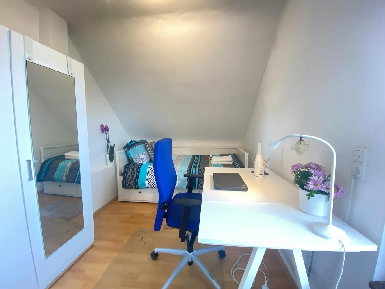 WG-Zimmer in Hürth – Bild 10