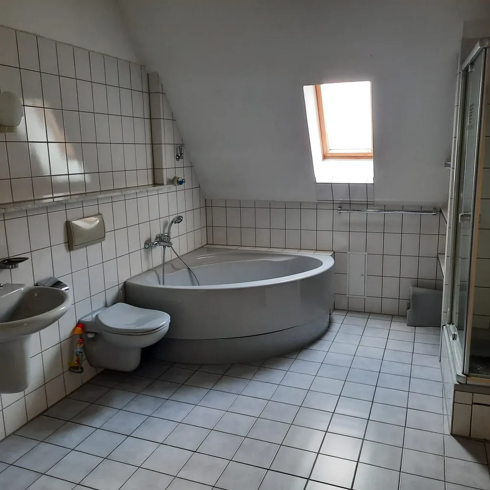 3 Zimmer Wohnung mit 90 m² in Essen – Bild 2