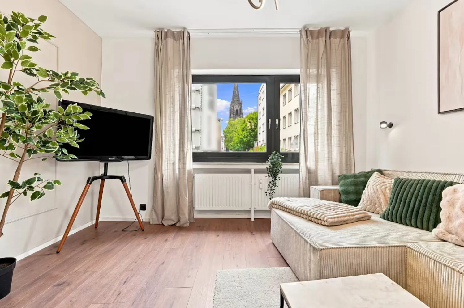 2 room apartment with 60 m² in Cologne – Photo 1