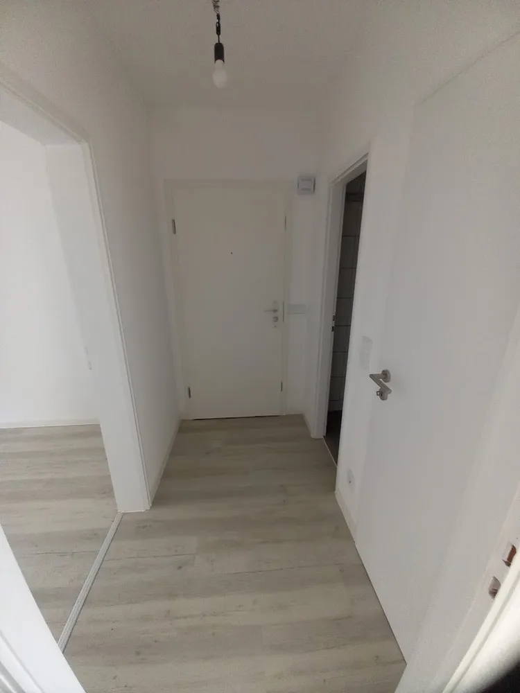 4 Zimmer Wohnung mit 80 m² in Düsseldorf – Bild 2