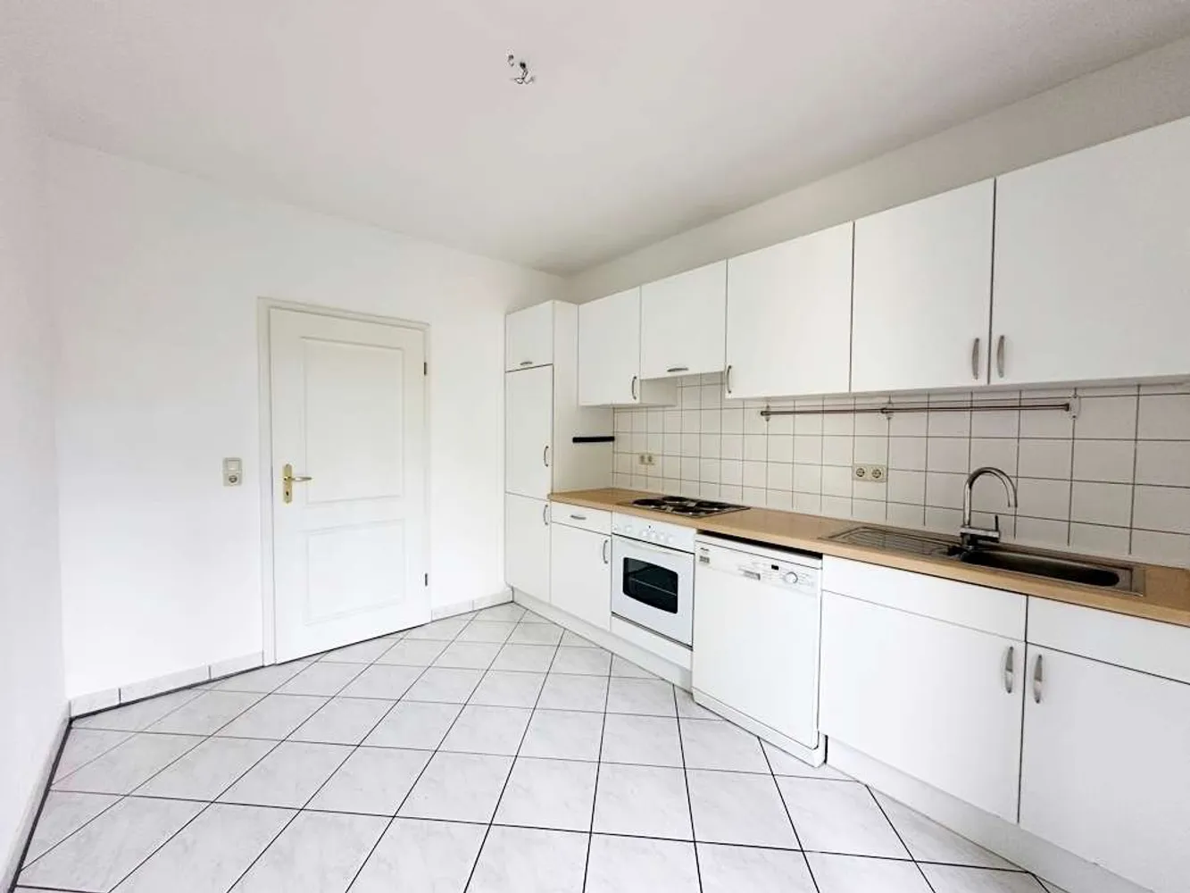 2 room apartment with 65 m² in Chemnitz – Photo 4