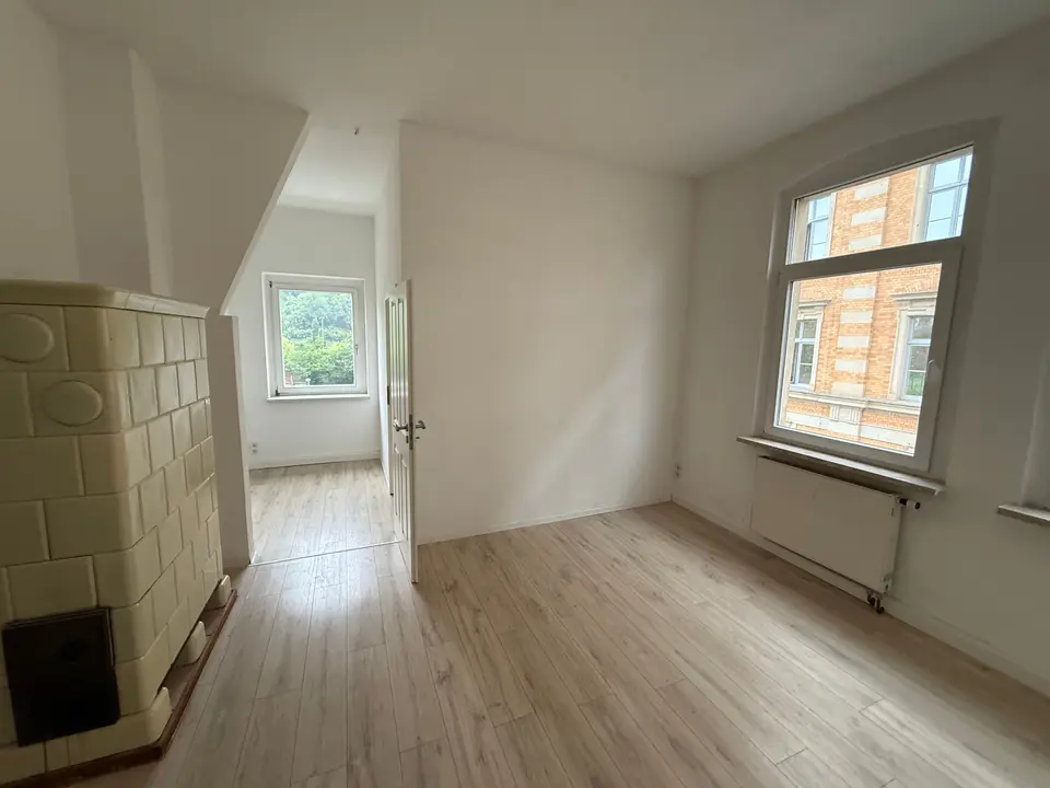 5 Zimmer Wohnung mit 117 m² in Greiz – Bild 1