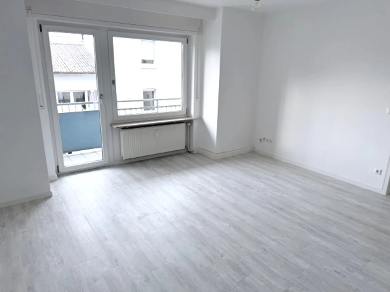 2 Zimmer Wohnung mit 43 m² in Karlsruhe – Bild 1