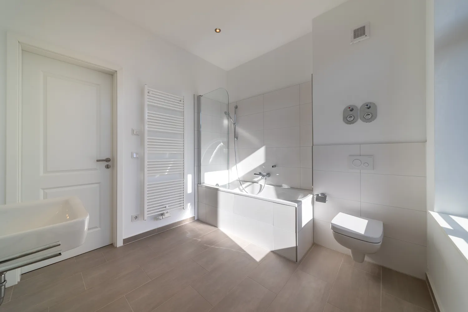 5 room apartment with 107 m² in Halle (Saale) – Photo 5