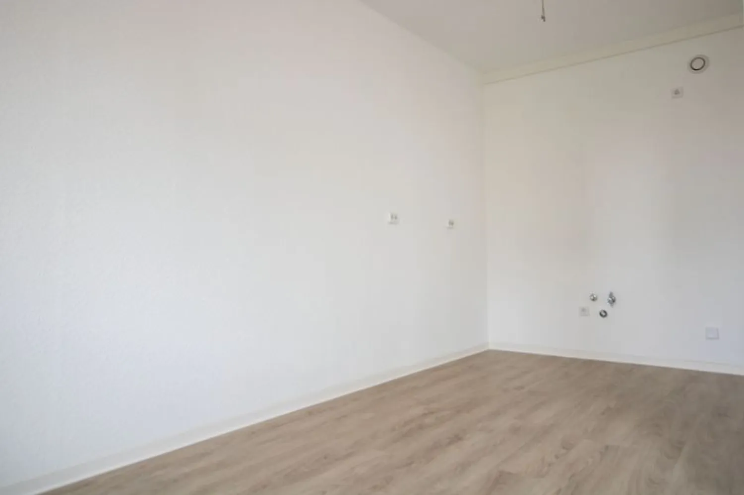 3 Zimmer Wohnung mit 58 m² in Halle (Saale) – Bild 8