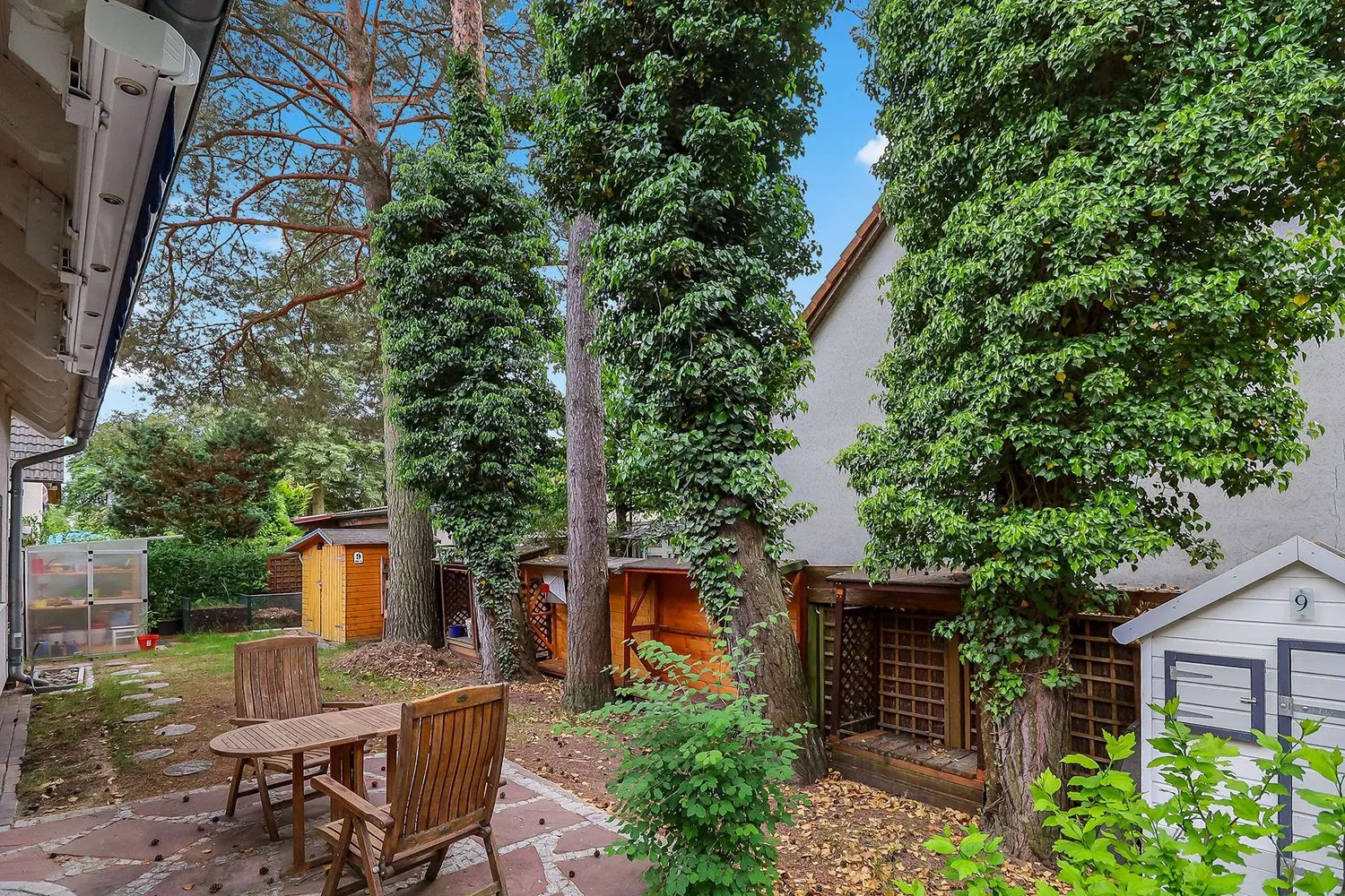 4 Zimmer Haus mit 120 m² in Berlin – Bild 2
