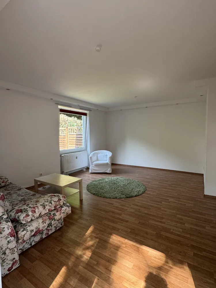 2 Zimmer Wohnung mit 92 m² in Hamburg – Bild 2