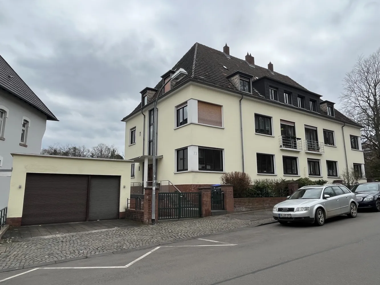 4 Zimmer Wohnung mit 112 m² in Saarbrücken – Bild 1