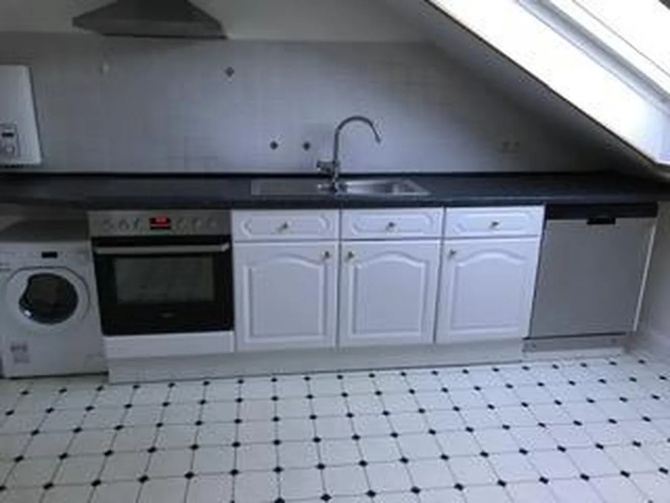 2 Zimmer Wohnung mit 60 m² in Wiesbaden – Bild 4