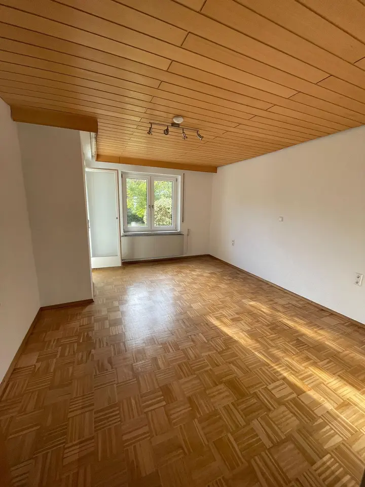 9 Zimmer Haus mit 249 m² in Metzingen – Bild 7