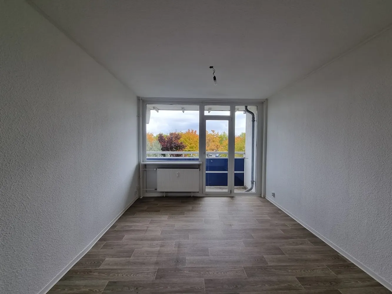 4 Zimmer Wohnung mit 80 m² in Halle (Saale) – Bild 2