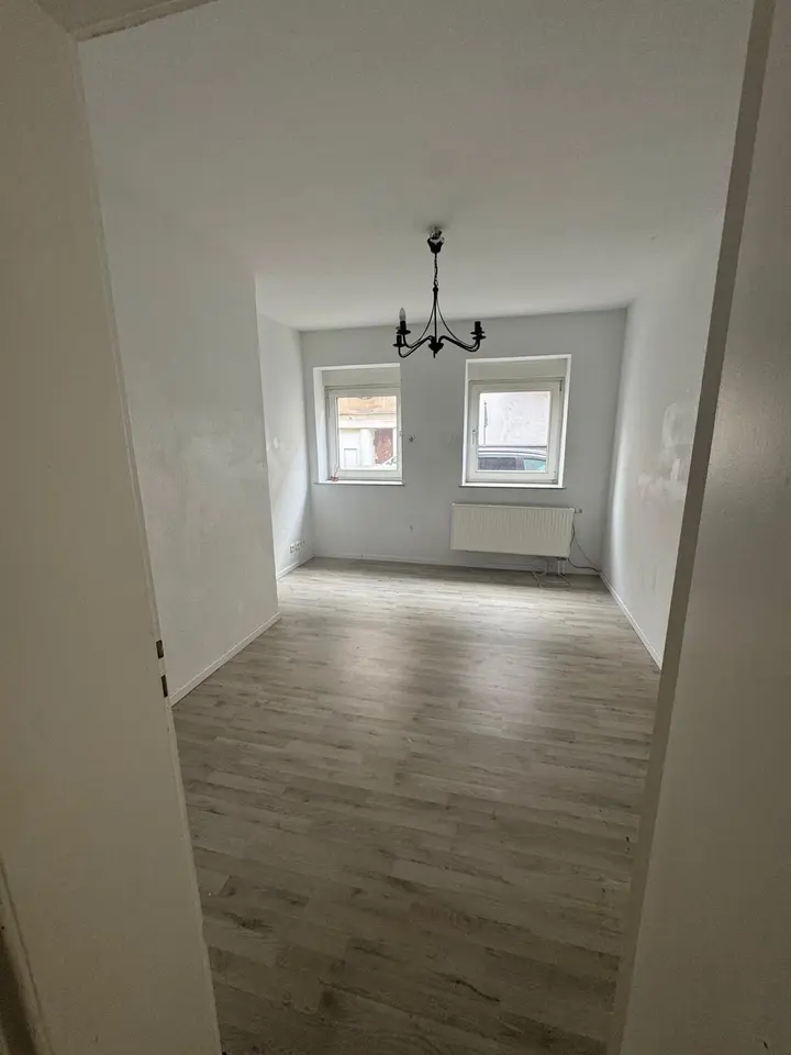 4 Zimmer Wohnung mit 78 m² in Duisburg – Bild 1