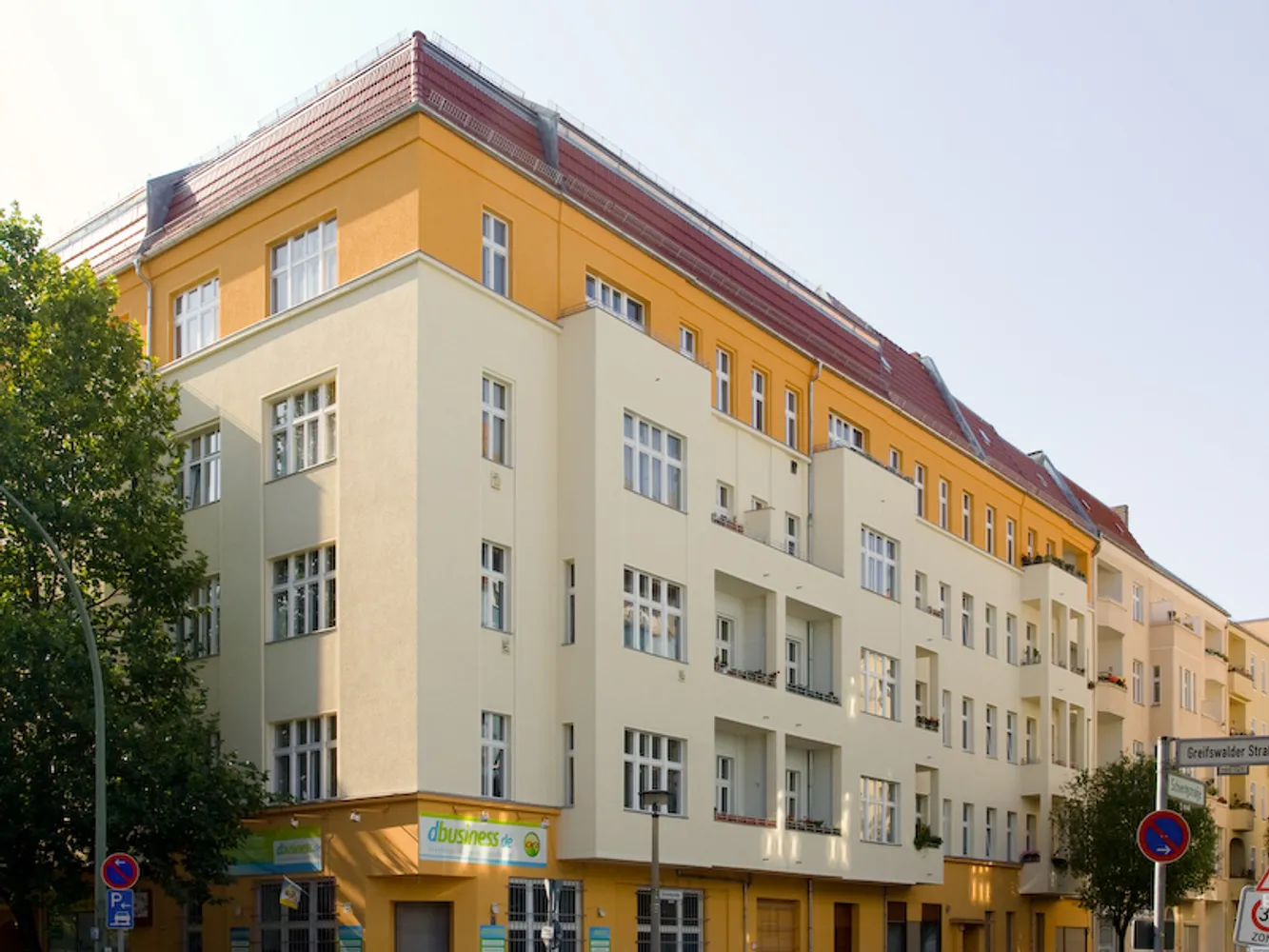 2 Zimmer Wohnung mit 69 m² in Berlin – Bild 2