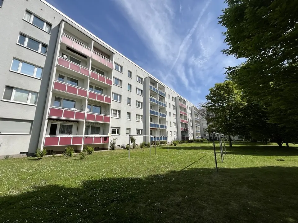 2 Zimmer Wohnung mit 49 m² in Halle (Saale) – Bild 2