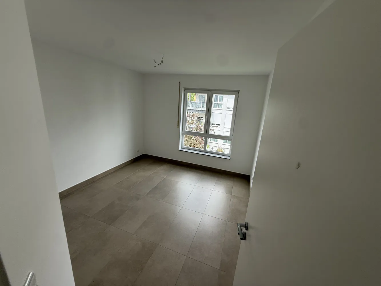 4 Zimmer Wohnung mit 104 m² in Wiesbaden – Bild 9