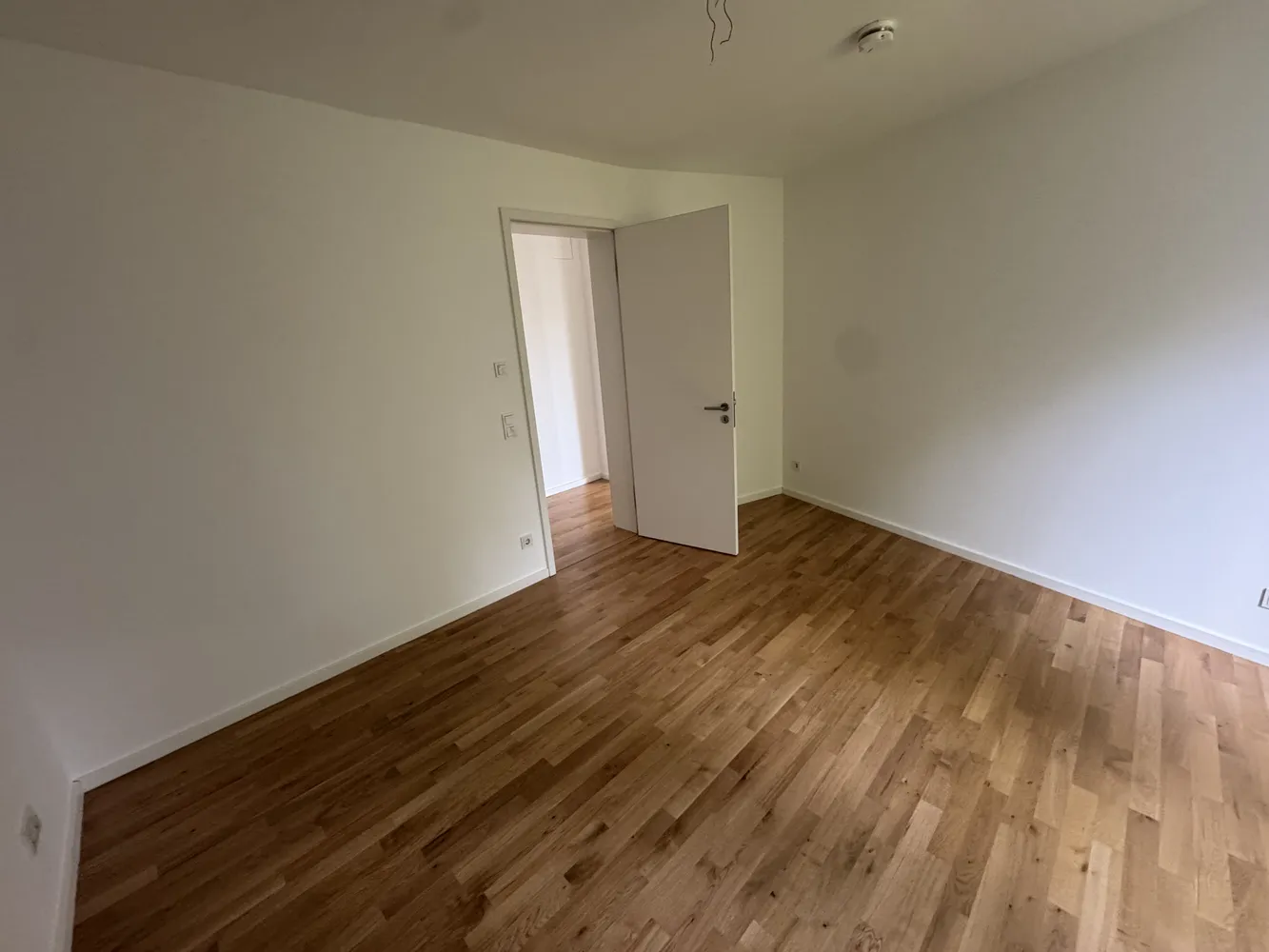 2 room apartment with 95 m² in Magdeburg – Photo 3