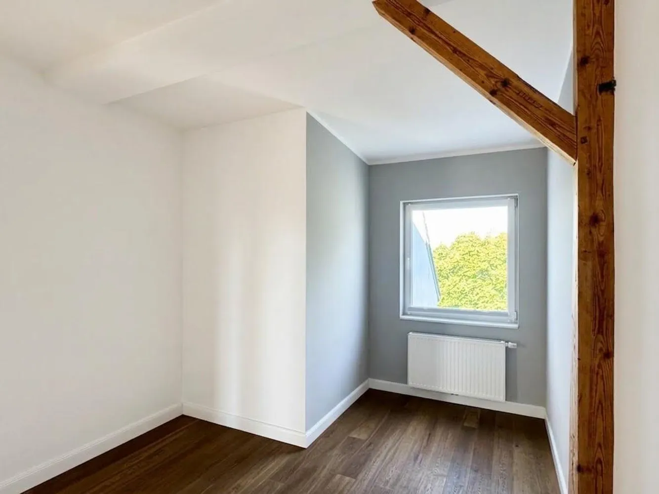 4 Zimmer Wohnung mit 102 m² in Hamburg – Bild 4