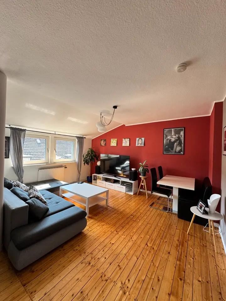 WG-Zimmer mit 120 m² in Düsseldorf – Bild 1