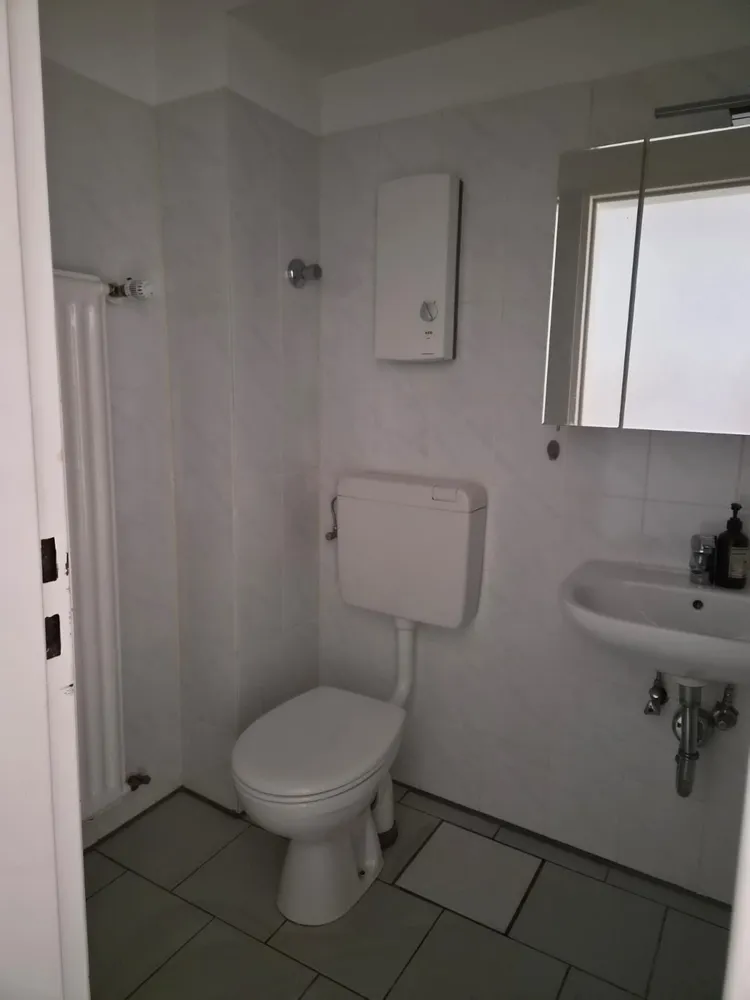 1 Zimmer Wohnung mit 34 m² in Köln – Bild 8