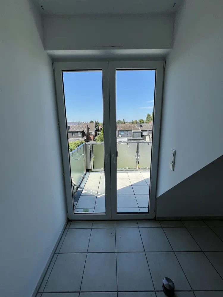 2 room apartment with 68 m² in Düsseldorf – Photo 3
