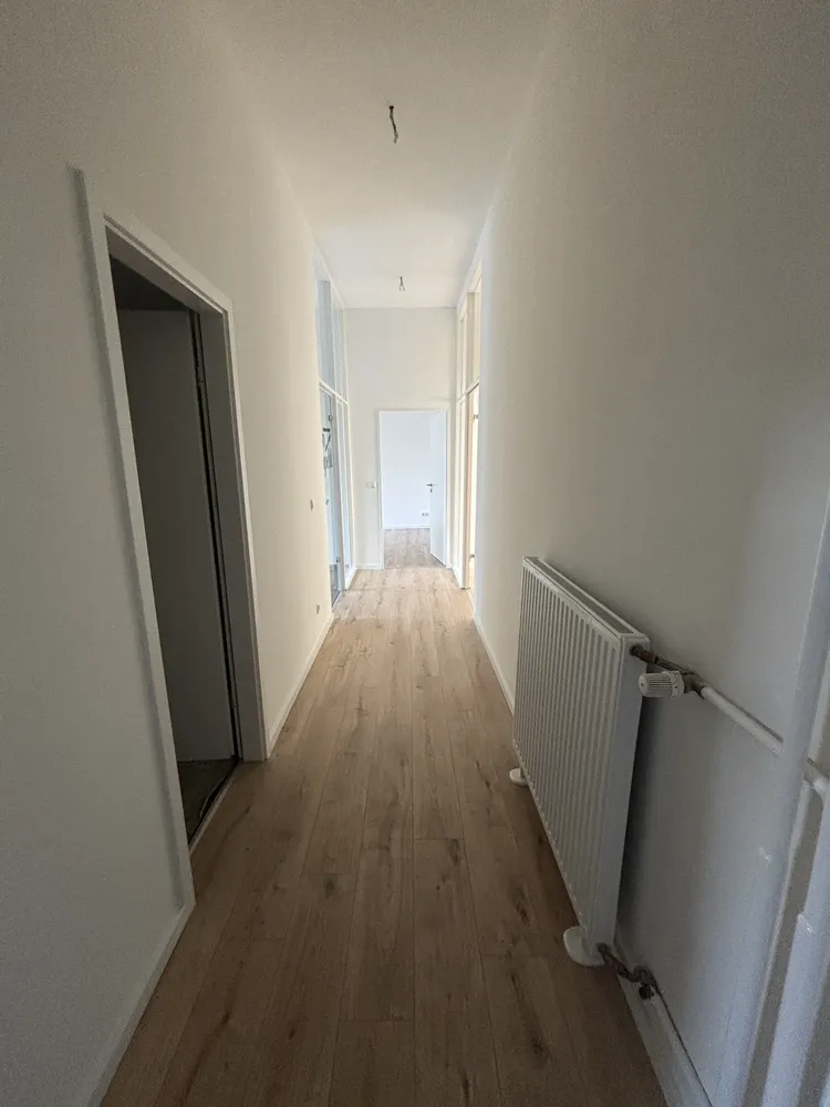 4 Zimmer Wohnung mit 121 m² in Berlin – Bild 2