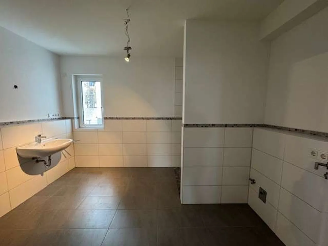 2 Zimmer Wohnung mit 106 m² in Limburg an der Lahn – Bild 4