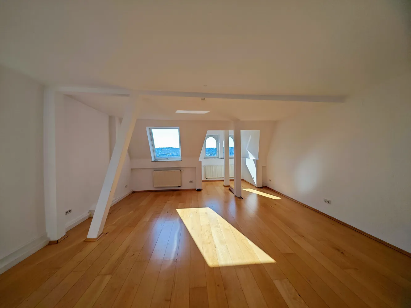 3 Zimmer Wohnung mit 96 m² in Stuttgart – Bild 1